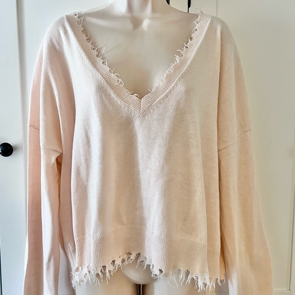 Nation LTD Jolie Cropped Frayed Sweater Medium - Picture 4 of 15